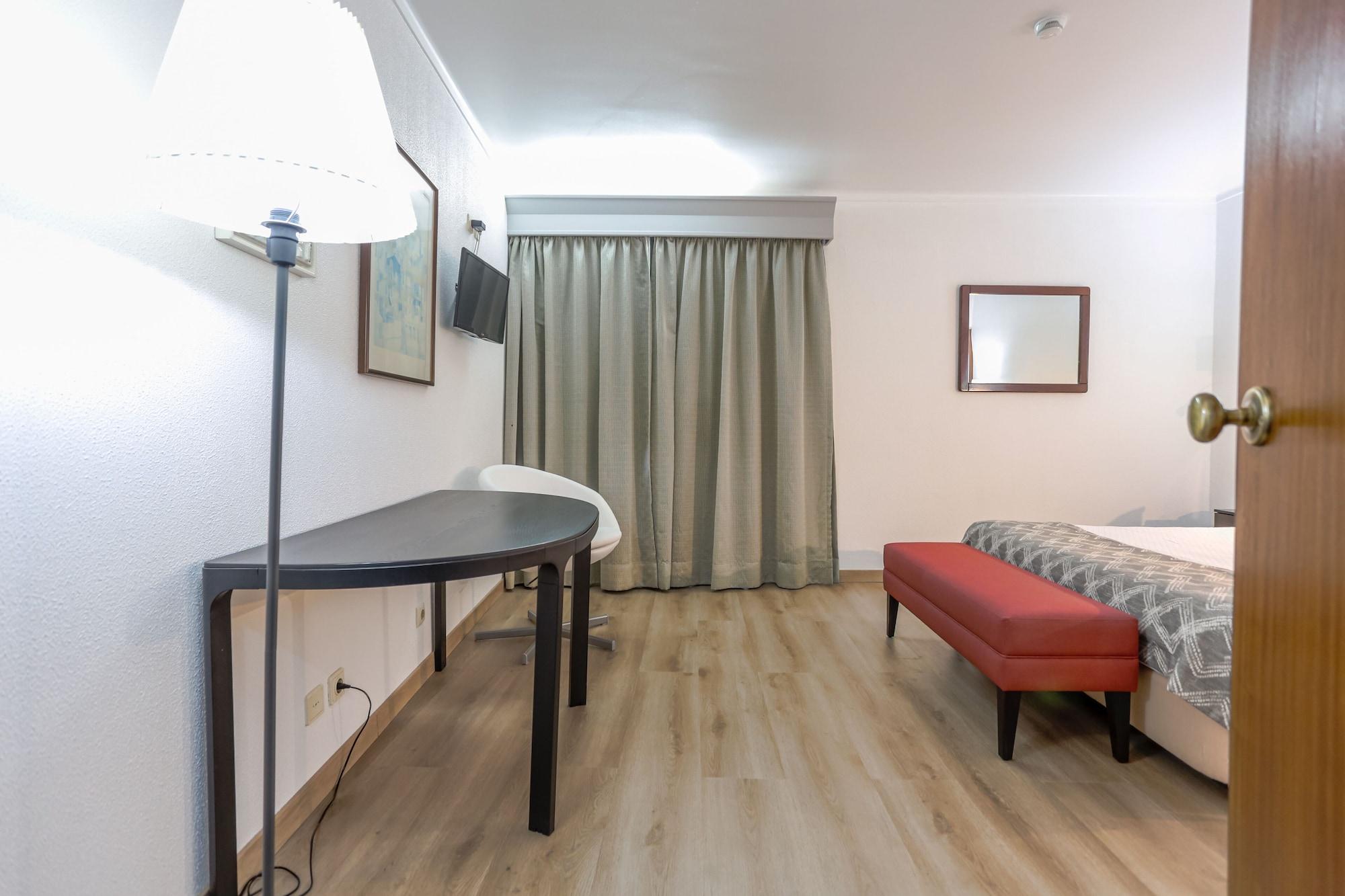 Hotel Arangues Сетубал Екстер'єр фото